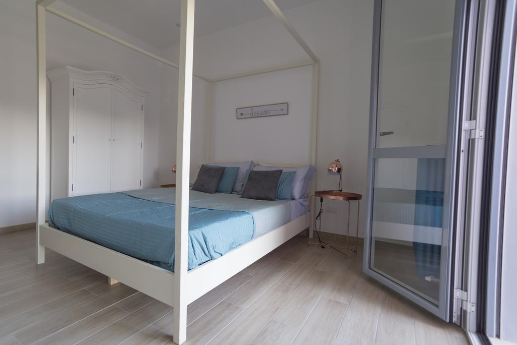 La Maison Extravagante Saronno Ngoại thất bức ảnh