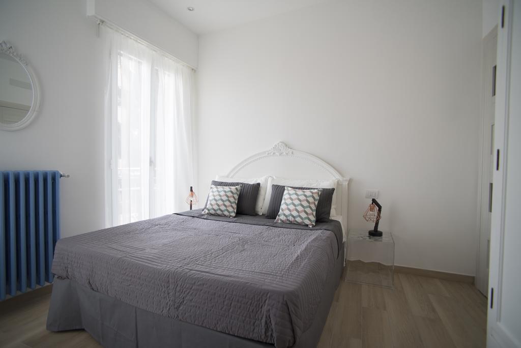 La Maison Extravagante Saronno Ngoại thất bức ảnh