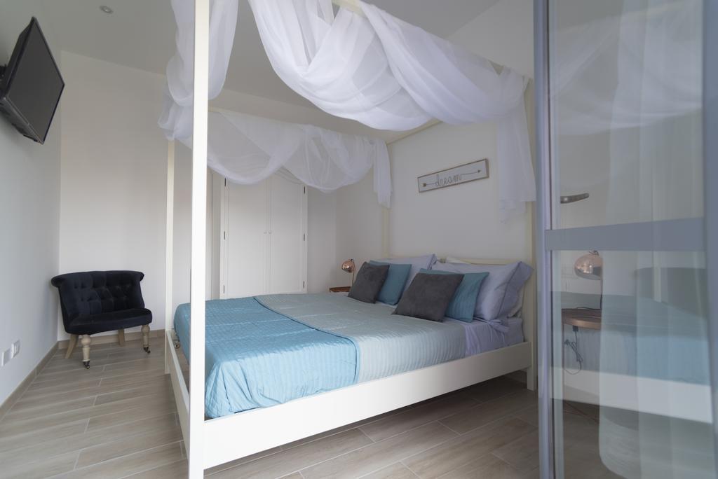 La Maison Extravagante Saronno Ngoại thất bức ảnh