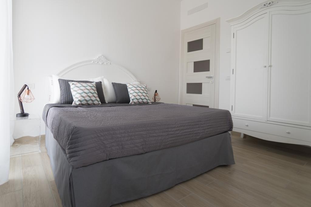 La Maison Extravagante Saronno Ngoại thất bức ảnh