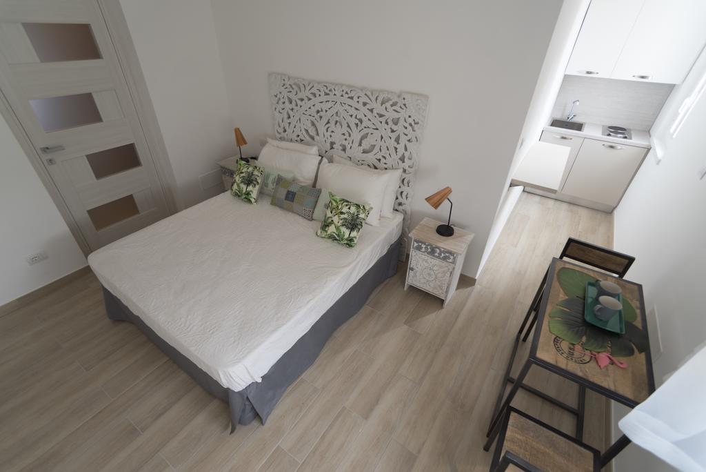 La Maison Extravagante Saronno Ngoại thất bức ảnh